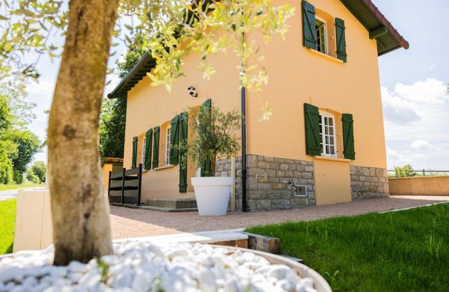 La Petite Maison Garde Barrière