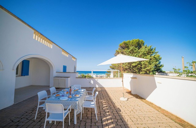 La Primula Apartment 3 Sea View, Salve, Italy