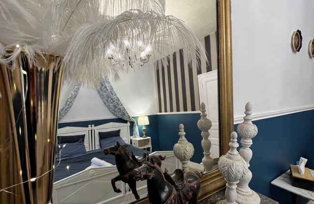 “La Princière” guest room