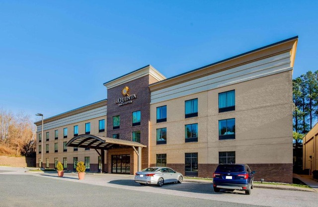 La Quinta Inn & Suites Bel Air I-95 Exit 77A