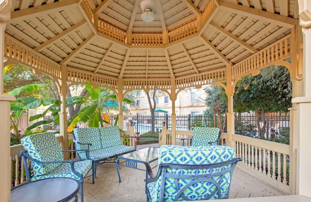 La Quinta Inn & Suites by Wyndham Houston Galleria Area