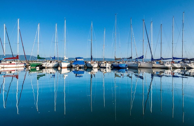 La Riviera Victoria