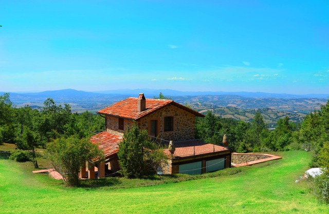La Rosa Canina [Tuscany cottage]