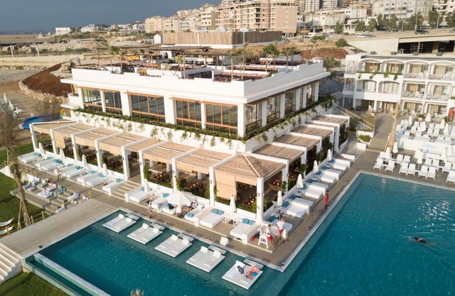 La Siesta Hotel & Beach Resort