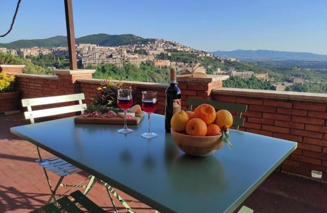 La Terrazza del Quintiliolo - Villa con Vista Panoramica