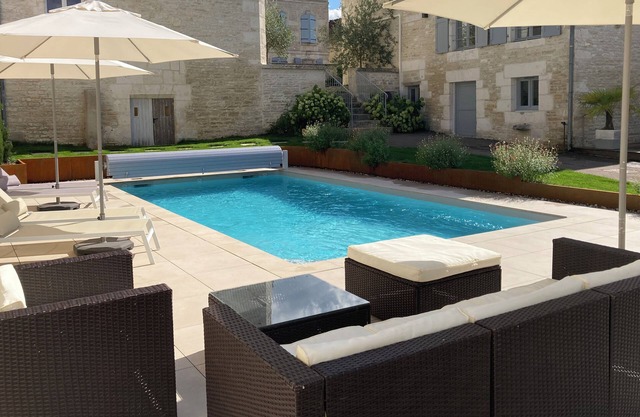 La Villa Lombardi – 5-Star Stay in Champagne with Spa & Pool