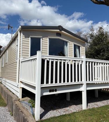 Ladram Bay, 2 Bedroom, Pet Friendly, Wi-Fi, Sleeps 6
