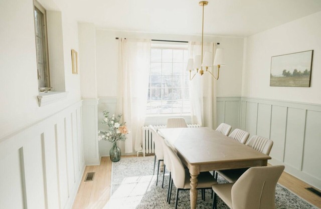 Lady Grey Cottage | Hot Tub, Fireplace, King Bed, Countryside Escape