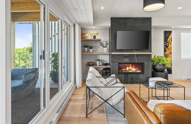 Lago Tremblant - Prestigious 2 Bedroom Paradise | 3 min from Tremblant Resort