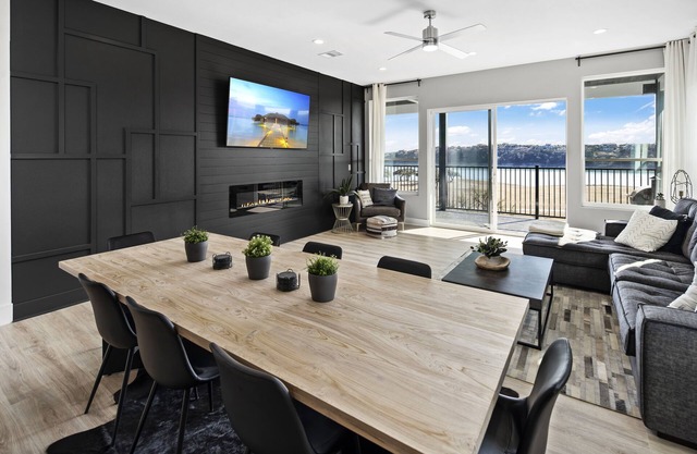 Lago Vista Lakeview Condo