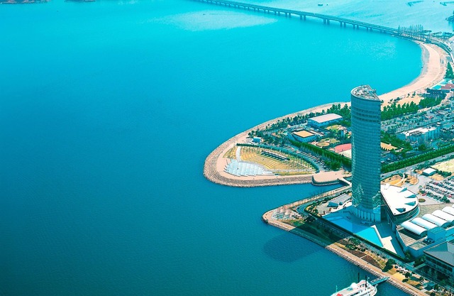 Lake Biwa Otsu Prince Hotel
