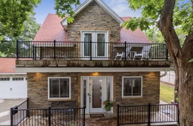 Lake Como Single Family Home