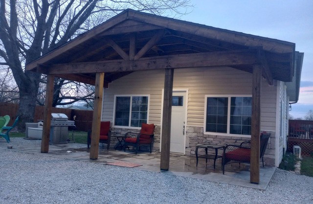 Lake Cottage Getaway at Pomme De Terre Lake