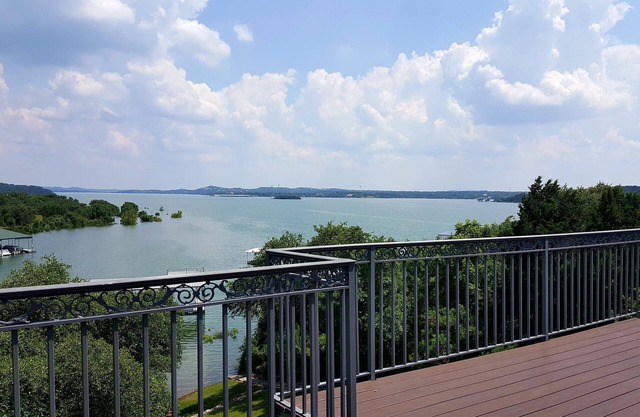 Lake Front Home with Beautiful View on Lake Travis