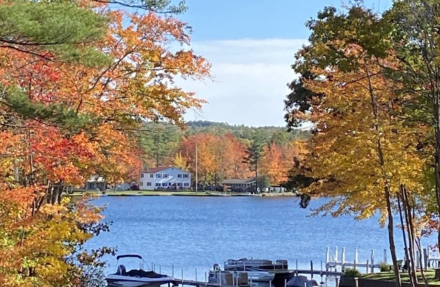 Lake Front Retreat, Lake Winnisquam