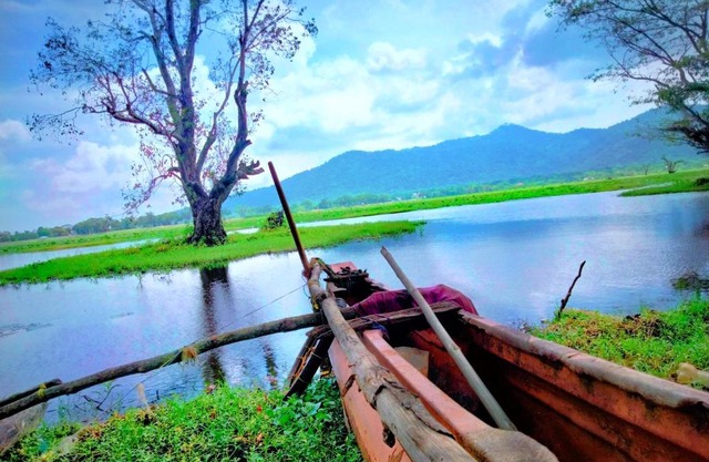 Lake Front Yala Safari