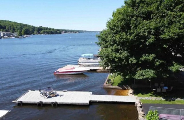 Lake Hopatcong Lake House w/Private Dock and Grill