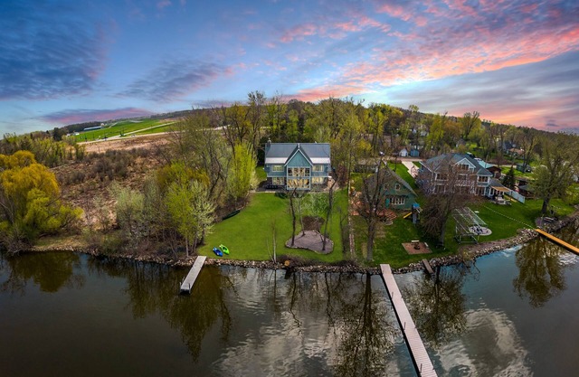 Lake life near the cities! Kayak, swim, fish, relax.