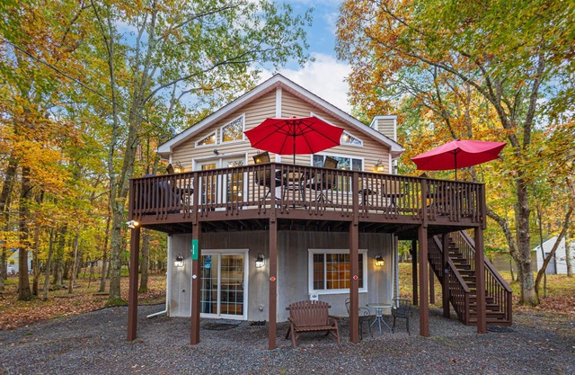 Lake Lodge