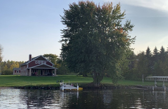 Lake Lover's Dream!