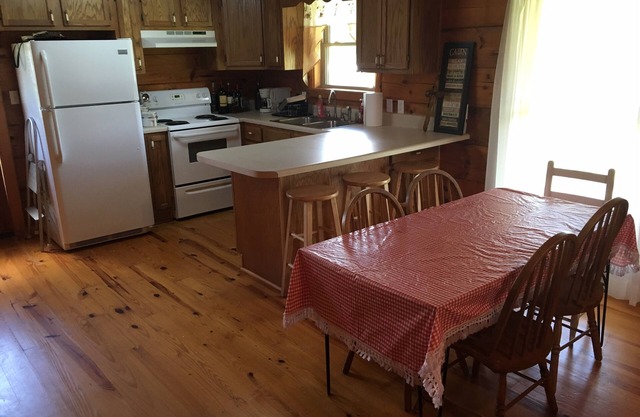 Lake Lovers Lodge Dale Hollow Lake Allons TN Near Willow Grove/Lily Dale Resorts