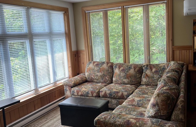 lake side chalet !