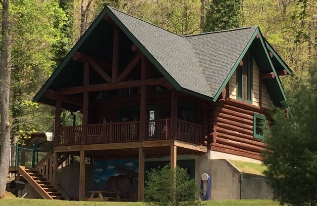 Lake Side-Log Cabin-Cozy-Quiet-Brevard-Asheville-Hendersonville
