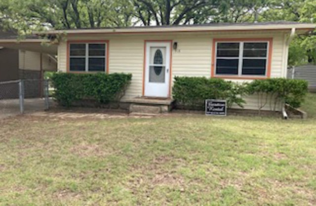 Lake Texoma lake house