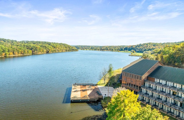 Lake View | 3 Meals Per Day Included