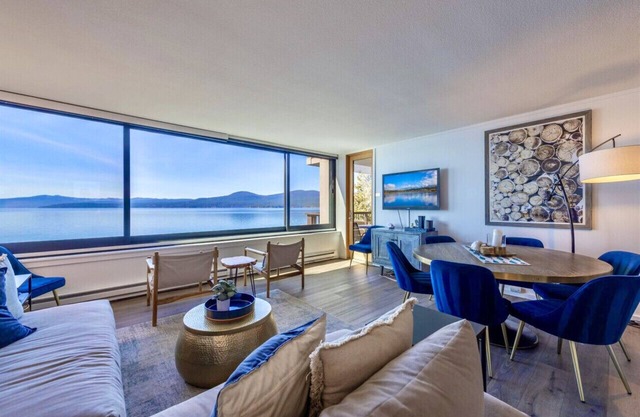Lakefront Condo Stunning Views Year Round Pool