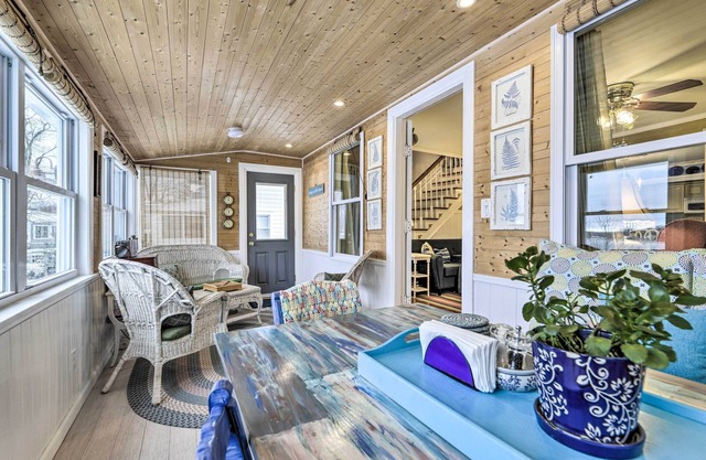Lakefront Home, Close to Mt Southington!