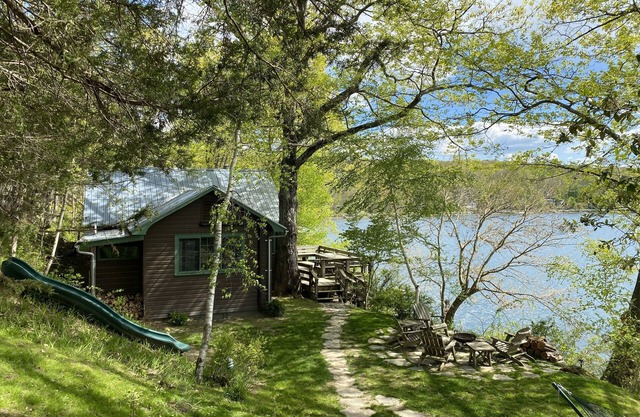 Lakefront home on Copake Lake - Close to Hudson, Great Barrington & Millerton.