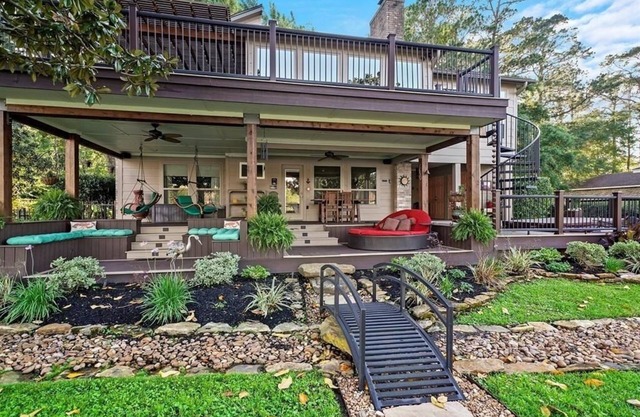 Lakefront Home on Quiet Cove: Fishing, Fun, & Relaxing View, Sleeps 10.