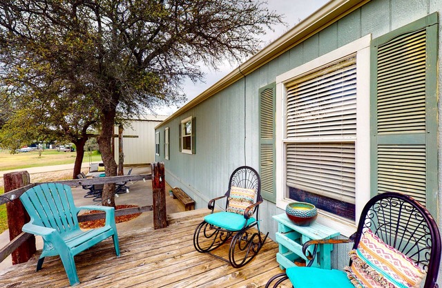 Lakefront Home - Water Views - Outdoor Living