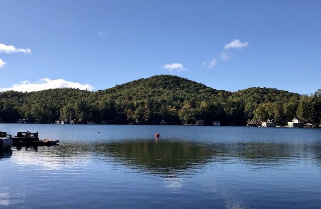 LAKEFRONT! Huge Screened Porch overlooking lake! Kayaks,canoe,pingpong incl! 5⭐️