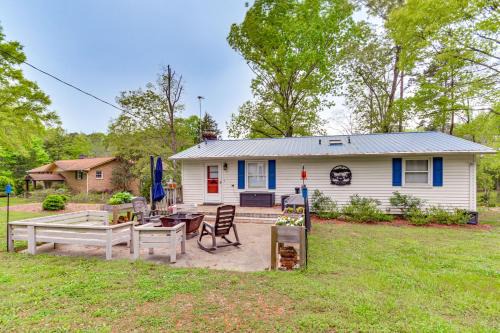 Lakefront Leasburg Home with Dock and Views!