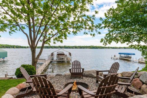 Lakefront Luxury