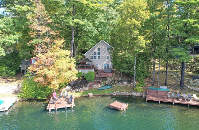 Lakeside Retreat- Family and Pet Friendly