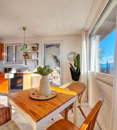 Lakeview Hideaway - Brissago