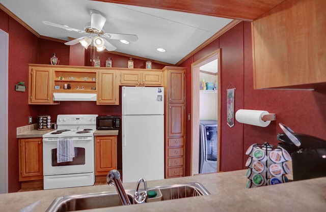 Lakeway Getaway- Aunt Susie's Raystown Lake
