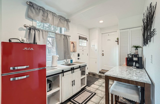 Lakewood Stay Cozy 1BR Near Golden & Denver