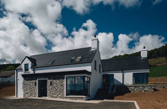 LAMB COTTAGE, pet friendly, with open fire in Ballycastle