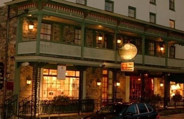 Lambertville House
