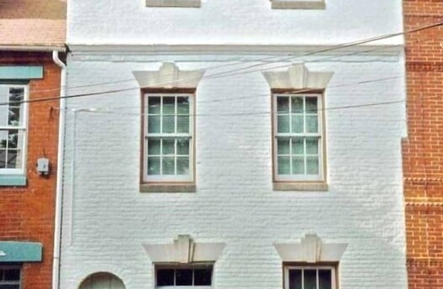 Lancaster House-Restored Circa 1795 Townhouse in Fell's Point