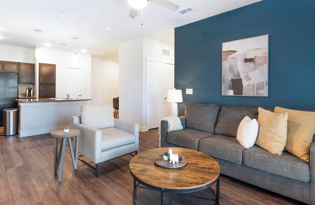 Landing | Amazing 2BD, Clubhouse, Pool