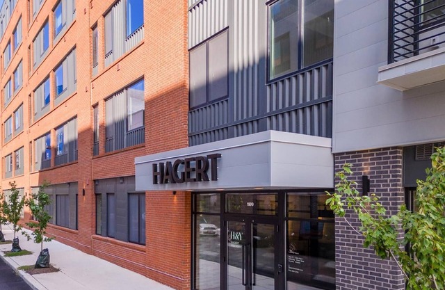 Landing | Chic 1BD, Clubhouse, Rooftop Lounge