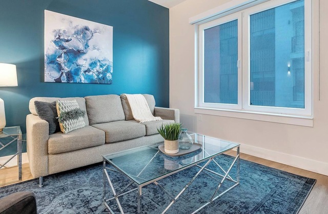 Landing | Spectacular 1BD, Clubhouse