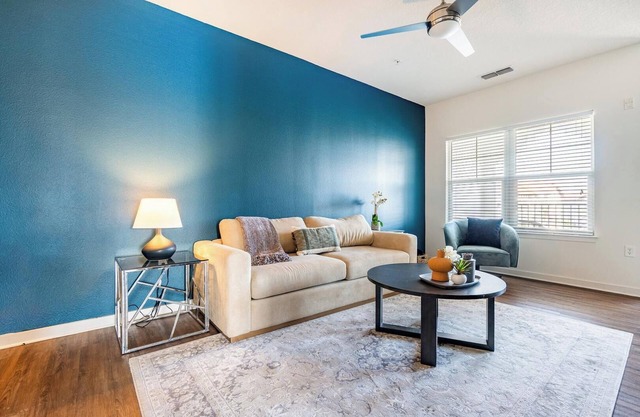 Landing | Spectacular 2BD, Pool, Gym