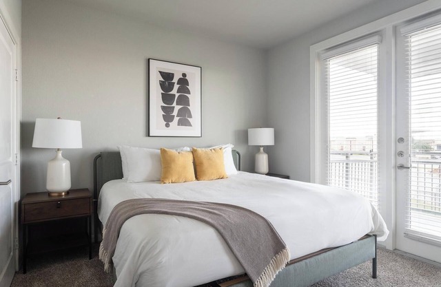 Landing | Stunning 1BD, Clubhouse, Gym