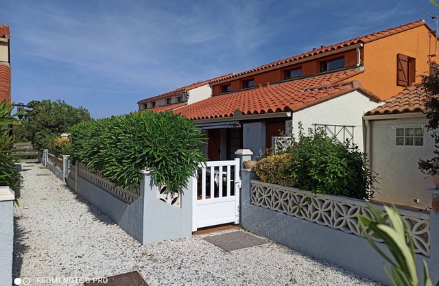 Languedoc Roussillon BARCARES House Swimming Pool Special Rate Couple 275 € to 375 €